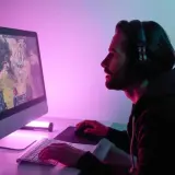 Jaki monitor 1440p? Wybierz idealny model do gier i pracy!