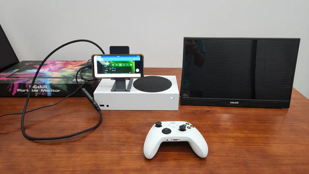 r&oacute;żne porty Xbox i monitora